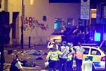 [VIDEO] Hiện trường vụ lao xe gần thánh đường Hồi giáo ở London