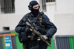 Xả súng tại Pháp, 8 người bị thương