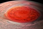 Hình ảnh đẹp nghẹt thở về “mắt siêu bão” trên sao Mộc
