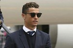 Ronaldo vắng mặt ở siêu kinh điển, giải trình trước tòa vào thứ Hai