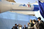 Iran thử thành công tên lửa có thể đưa vệ tinh lên quỹ đạo cách Trái Đất 500 km