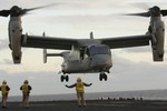 Khám phá sức mạnh chim ưng biển Boeing V22 Osprey