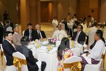 Tổng Bí thư Nguyễn Phú Trọng gặp doanh nghiệp Việt Nam và Myanmar