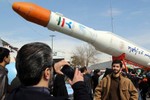 Iran tuyên bố tiếp tục sản xuất tên lửa