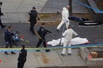 Nhân chứng tưởng vụ khủng bố New York là trò đùa Halloween
