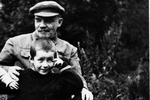 Chiêm ngưỡng những bức ảnh hiếm về nhà lãnh tụ Vladimir Lenin