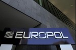Europol triệt phá tổ chức tội phạm xuyên quốc gia, bắt 40 đối tượng