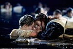 Từ lý trí cho tới tình cảm, Jack của “Titanic” đều… phải sống