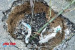 Xuất hiện "hố tử thần" trên đường liên thôn ở huyện miền núi cao Hà Tĩnh