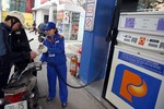 Giá xăng không thay đổi, giá dầu diesel tăng 150 đồng/lít