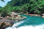 Có một “Cửu Trại Câu” đẹp mê hồn ngay tại Việt Nam