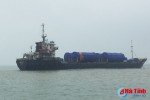 2 tàu vỏ thép Hà Tĩnh cứu thành công tàu chở hàng 4 nghìn tấn hỏng máy
