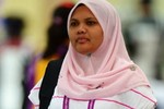 Malaysia: Vợ có thai, chồng cũng được nghỉ làm việc sớm 1 tiếng