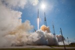 SpaceX phóng vệ tinh tối mật của Chính phủ Mỹ lên quỹ đạo