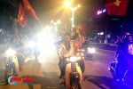 Người dân Hà Tĩnh ra đường ăn mừng chiến thắng lịch sử của U23 Việt Nam