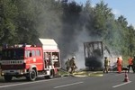Xe buýt bốc cháy dữ dội khiến 52 người tử nạn tại Kazakhstan