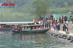 Yêu cầu đảm bảo an toàn khi đi thuyền trên đường lên chùa Hương