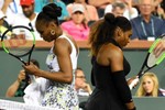 Venus "chém đẹp" em ruột Serena ở Indian Wells