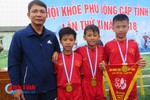 Nhiều cầu thủ nhí Hà Tĩnh lọt vào “mắt xanh” tuyển trạch viên PVF, SLNA