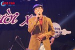 Hơn 2.000 người dân Hà Tĩnh tham gia đêm nhạc bolero “Hoa tím người xưa”