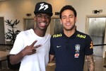 Real chi 260 triệu euro để mua Neymar về bên cạnh Ronaldo?