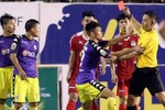 Hà Nội FC nhận 5 án phạt sau trận cầu với Hoàng Anh Gia Lai