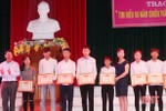 Can Lộc trao thưởng Cuộc thi "Tìm hiểu 50 năm chiến thắng Đồng Lộc"