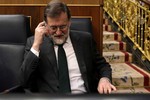 Thế giới ngày qua: Thủ tướng Tây Ban Nha mất chức