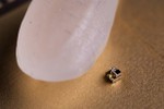 Chế tạo thành công "máy tính" nhỏ nhất thế giới đúng bằng hạt gạo