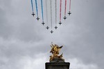 Ấn tượng màn biểu diễn của các phi đội bay trên bầu trời London