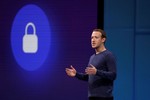 Facebook bị cổ đông kiện sau cú giảm sốc 120 tỷ USD vốn hóa