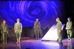 Công diễn vở kịch “Bão tố Trường Sơn” tại Hà Tĩnh