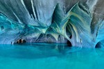 Lạc lối trong 8 hang động biển đẹp nhất thế giới