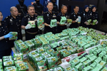 Malaysia thu giữ hơn nửa tấn ma túy giấu trong các gói trà