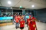 Người hâm mộ ùn ùn đi "tiếp lửa" cho Olympic Việt Nam