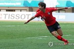 Bạn biết gì về tiền đạo Hàn Quốc “nguy hiểm”, lập kỷ lục với 2 hat-trick tại Asiad 2018?