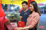 Mách các mẹ cách chọn bánh trung thu an toàn cho con ở Hà Tĩnh