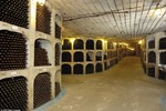 Khám phá bộ sưu tập rượu vang lớn nhất thế giới ở Moldova