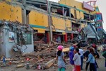 Thế giới nổi bật trong tuần: Động đất, sóng thần ở Indonesia khiến ít nhất 405 người thiệt mạng