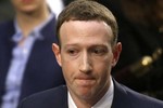 Zuckerberg nằm trong 50 triệu người dùng bị hack