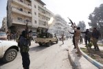 Các nhóm vũ trang Syria rút vũ khí hạng nặng khỏi khu vực phi quân sự