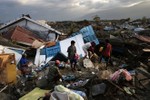 Indonesia lại hứng chịu động đất mạnh, 3 người thiệt mạng