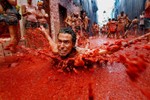 Lễ hội cà chua nhuộm đỏ Tây Ban Nha có gì thú vị?
