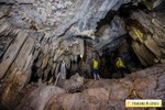 Chiêm ngưỡng vẻ đẹp của hang Vòm - giếng Voọc