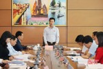 Trưởng Đoàn ĐBQH Hà Tĩnh Đặng Quốc Khánh điều hành thảo luận tổ