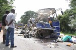 Tai nạn xe buýt kinh hoàng tại Zimbabwe, gần 50 người thiệt mạng