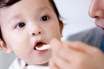 Chuyên gia "vạch trần" sai lầm của bố mẹ khi bé rối loạn tiêu hóa, biếng ăn