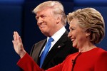 Rộ tin bà Clinton tranh cử tổng thống lần ba năm 2020