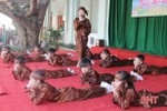 Học sinh tiểu học Xuân Phổ hát dân ca mừng thầy cô nhân ngày 20/11