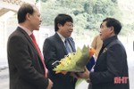Đoàn đại biểu tỉnh Khăm Muộn dự hội nghị cấp cao thường niên tại Hà Tĩnh